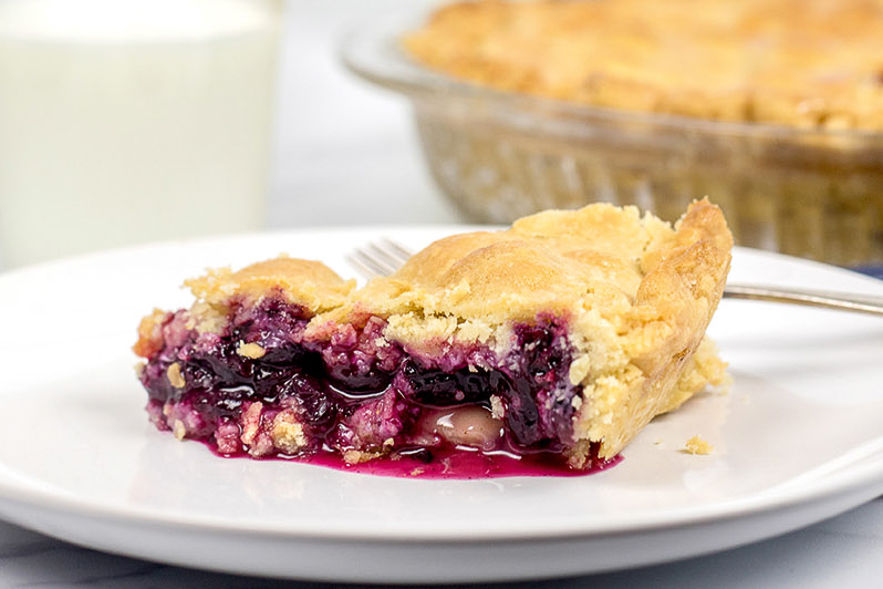 Easy Blueberry Pie